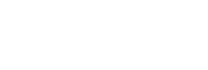 La Roaring Mountain tient son nom des nombreuses fumerolles qui au début du XXème siècle sortaient de la montagne en émettant de forts sifflements, assez importants pour être entendus à une distance de plusieurs miles.

Aujourd’hui la taille et la puissance des fumerolles ont presque disparues. C’est pourquoi lors de notre visite, était-ce la chaleur (il faisait très beau) ou le manque d’attention toujours est-il que nous n’avons pas remarqué de phénomènes de ce genre.

A quelques miles du sud de Mammoth à Kingman Pass on emprunte le Golden Gate qui tient son nom des falaises de couleur dorée sur le flanc desquelles il a été construit.